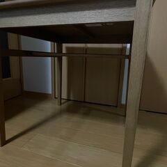 【無料お譲りします】市場家具セレクト、正方形ダイニングテーブルの画像