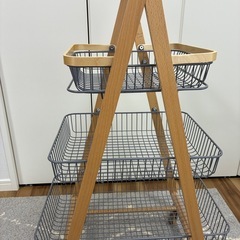 キャリーバスケットワゴンの画像