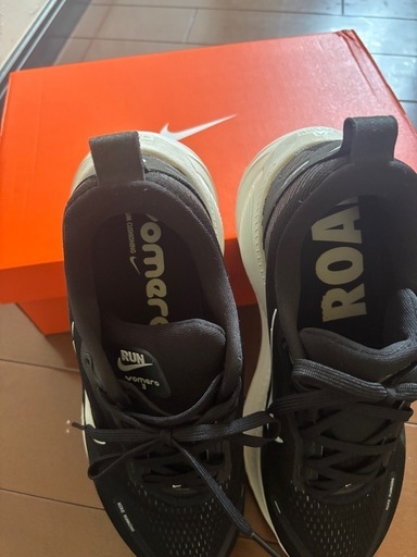 　NIKE ボメロ18  26.0cm