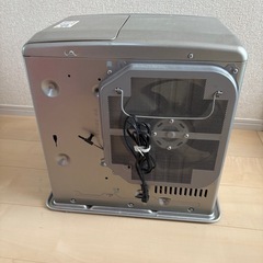 石油ファンヒーターの画像