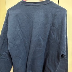 ネイビー トレーナー Lサイズの画像