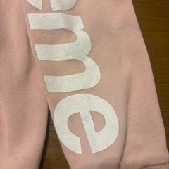 supremeパーカーの画像