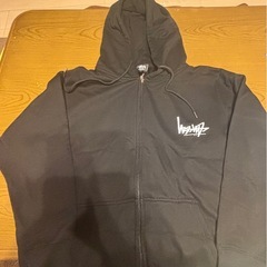 激レア逆さロゴSTUSSYパーカーの画像
