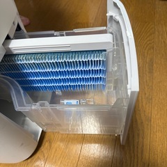 シャープ 除加湿空気清浄機 2023年製の画像