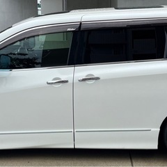 エルグランドE52の画像