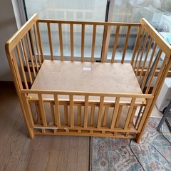 ヤトミ ベビーベッド(+10,000円で布団セット付き)の画像