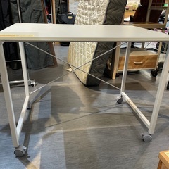 【キャスター付きテーブル】【白】クリーニング済み【管理番号1221】野の画像