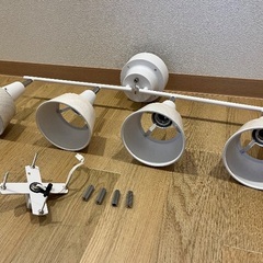シーリングライト　4灯の画像