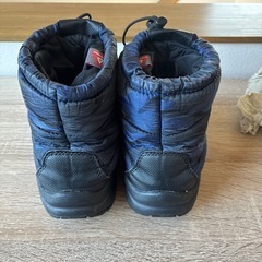 子供用スノーブーツノースフェイスの画像
