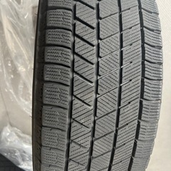 トヨタ　ヴォクシー　スタッドレスタイヤ４本ホイールセットの画像