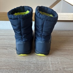 子供用スノーブーツ19cmバンズVANSの画像