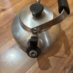 やかんの画像