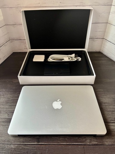 ⭐️美品 MacBook Air 13インチ/Early　2015 /A1466/macOS Monterey/ Core i5 1.