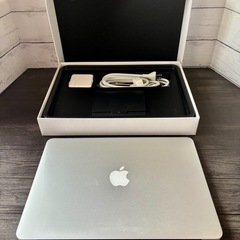 ⭐️美品 MacBook Air 13インチ/Early　2015 /A1466/macOS Monterey/ Core i5 1.6GHz(2.7GHz)/メモリ8GB/SSD 256GB/JIS配列/元箱付/バッテリー正常🔋✨の画像