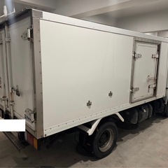エルフトラック 1.5T冷蔵・冷凍車 の画像