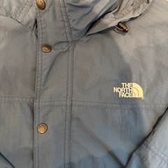 ノースフェイスパーカーの画像