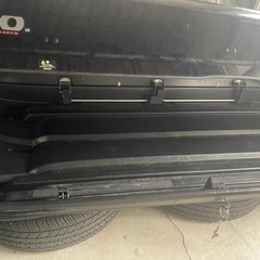 ルーフボックス、ルーフバー、アタッチメント付の画像