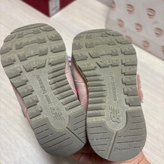 ニューバランス　アシックス　ベビーシューズの画像