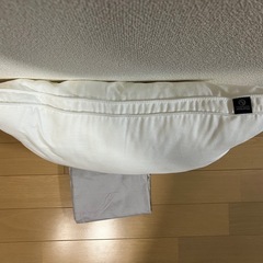 ニトリ　ホテルスタイル枕＋カバーセットの画像