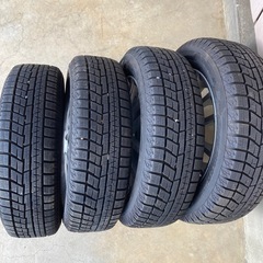 スタッドレスタイヤアルミセットの画像