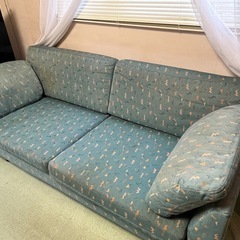 布製　三人掛けソファの画像
