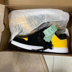 スニーカーの画像