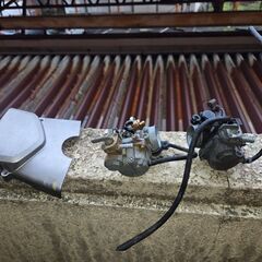 カブ90エンジンの画像