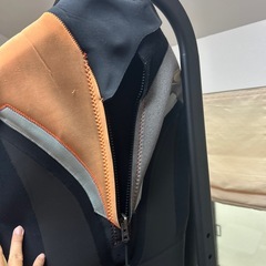 セミドライウェットスーツ の画像