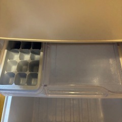 SHARP 冷蔵庫
の画像