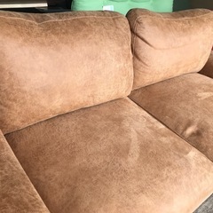 2~3人掛け木枠付ソファー の画像