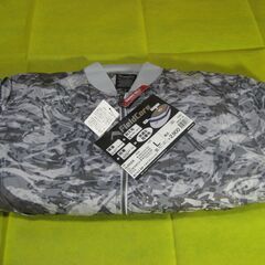 ワークマン　裏アルミジャンパーL　未使用の画像