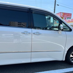 トヨタ ヴォクシー2018の画像