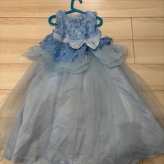 水色フリルドレス　120cm　の画像
