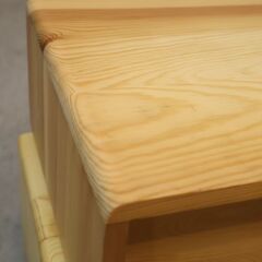 スタッキング可能な木製収納ボックス4点セットです。縦や横に積み重ねて自由にレイアウトすることができるセパレート型のBOXシェルフ。ナチュラルなパイン材の風合いが魅力的♪の画像