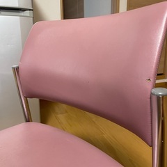 テーブル、椅子の画像