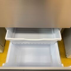 【リサイクルストアスターズ鹿大店】2022年製　日立　冷蔵庫 シャンパン R-27RV-N [265L /3ドア /右開きタイプ] の画像