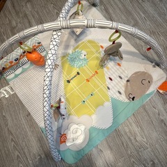 赤ちゃんプレイマット　おもちゃ　ベビーマットの画像