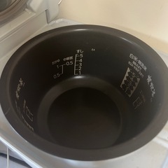炊飯器の画像
