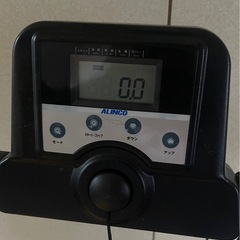 電動ランニングマシン（ルームランナー）の画像