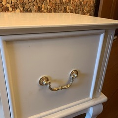 猫足　お姫様チェストの画像