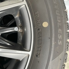 中古スタッドレスタイヤの画像