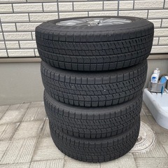 中古スタッドレスタイヤの画像