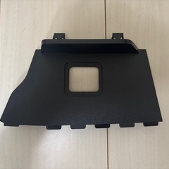 セレナC27純正ナビゲーションパネルの画像