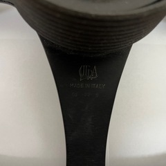 車のステアリングハンドル
の画像