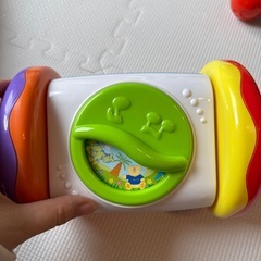ブルーイン ころころミュージカルローラー トイザらス 知育玩具の画像