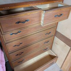 昭和のタンス、無料で差し上げます。の画像