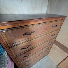 昭和のタンス、無料で差し上げます。の画像