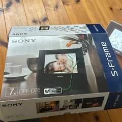 ソニー　デジタルフォトフレームDPF-D75の画像