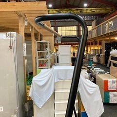 ハンガーラックの画像