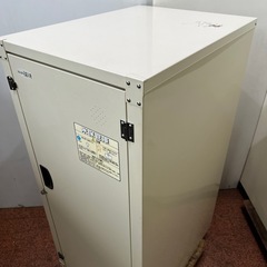 米保管庫 KH-106 コメリ 30Ke入袋✕6袋入用の画像